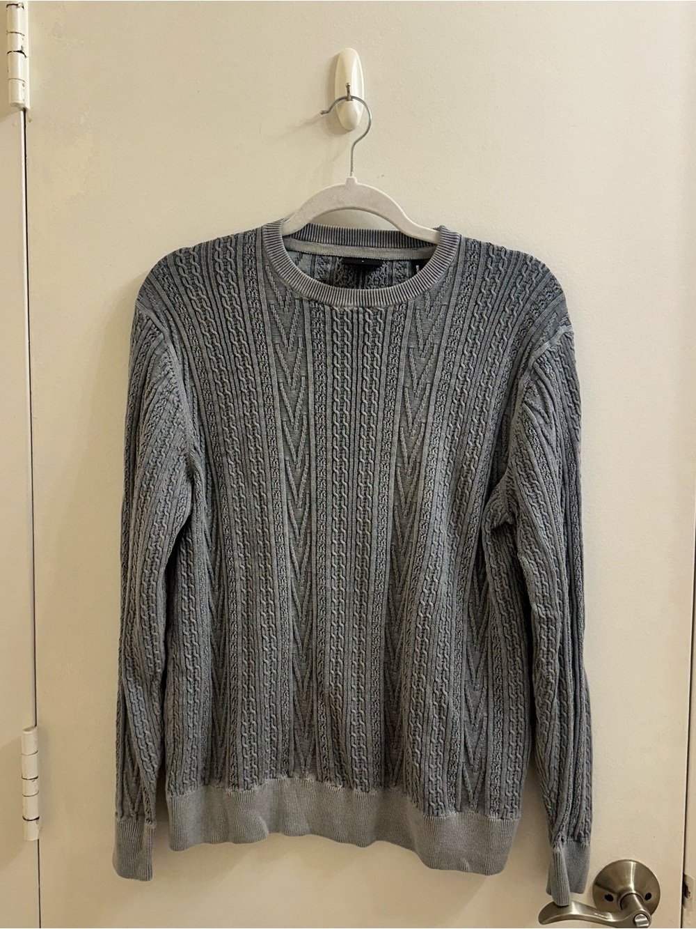 Kith 101 Cable Knit Crewneck Sweater in Washed Blue / Grey size Small